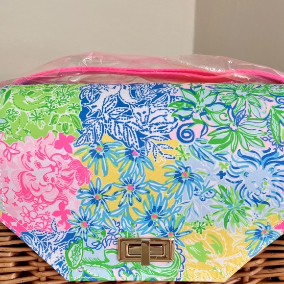 🎀Lilly Pulitzer Wine / Beverage Basket🎀 - Picture 13 of 14